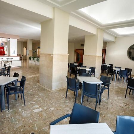 Hotel Tres Anclas Gandía Kültér fotó